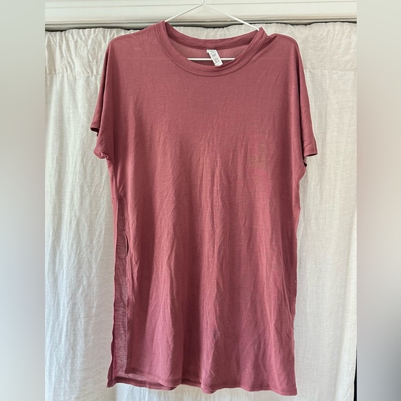 ALO dusty rose t-shirt tunic with slits - Picture 1 of 5